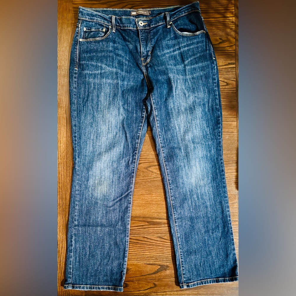 Levi’s 505 straight leg jeans size 12 medium wash classic denim
